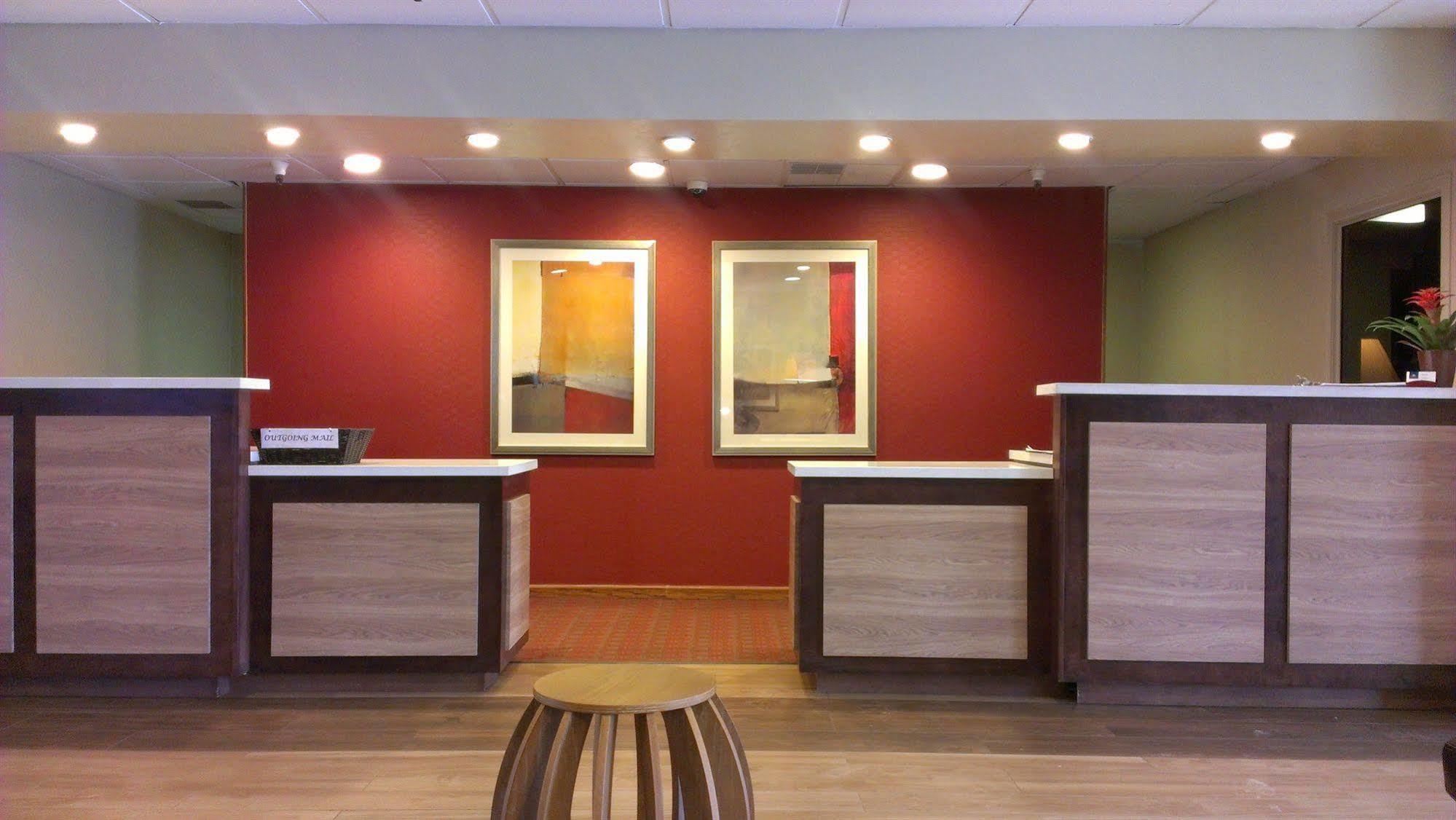 Ramada By Wyndham Salt North Temple Hotel Salt Lake City